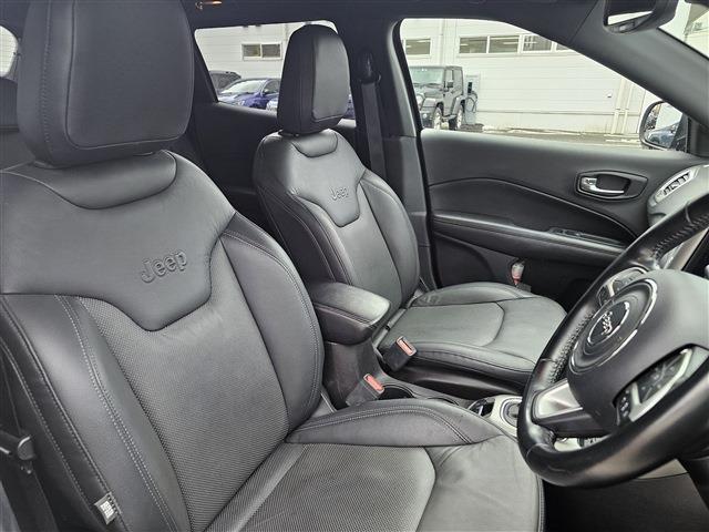 ジープ コンパス Ｓモデル ４ＷＤ R3年 () 99