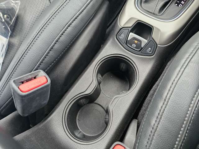 ジープ コンパス Ｓモデル ４ＷＤ R3年 () 99