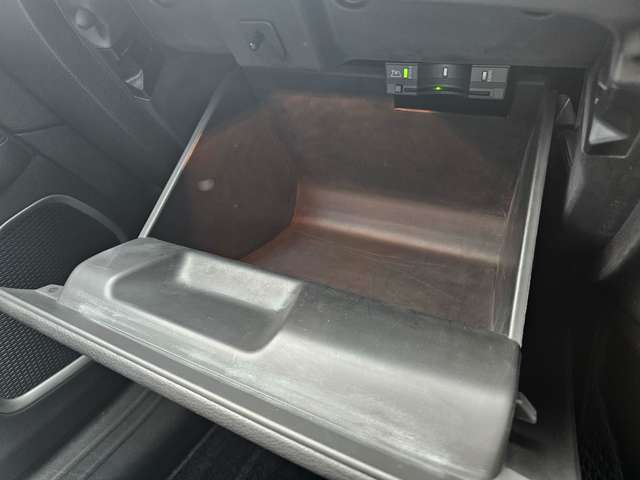 ジープ コンパス Ｓモデル ４ＷＤ R3年 () 99