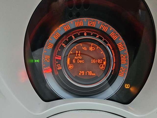 フィアット ５００（チンクエチェント） １．２ ポップ R2年 () 99