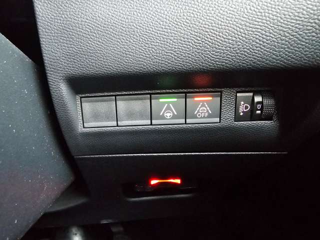 プジョー ２０８ アリュール R2年 (東北) 99