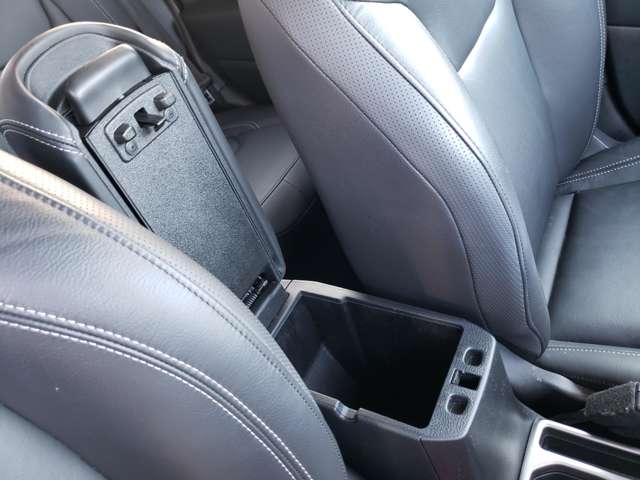 ジープ レネゲード リミテッド R3年 (東北) 99