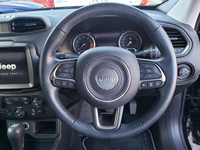 ジープ レネゲード リミテッド R3年 (東北) 99