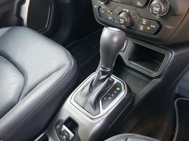 ジープ レネゲード リミテッド R3年 (東北) 99