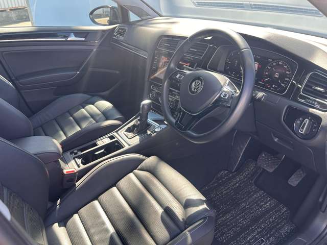 フォルクスワーゲン ゴルフヴァリアント ＴＤＩ ハイライン マイスター ディーゼルターボ R2年 (東北) 99