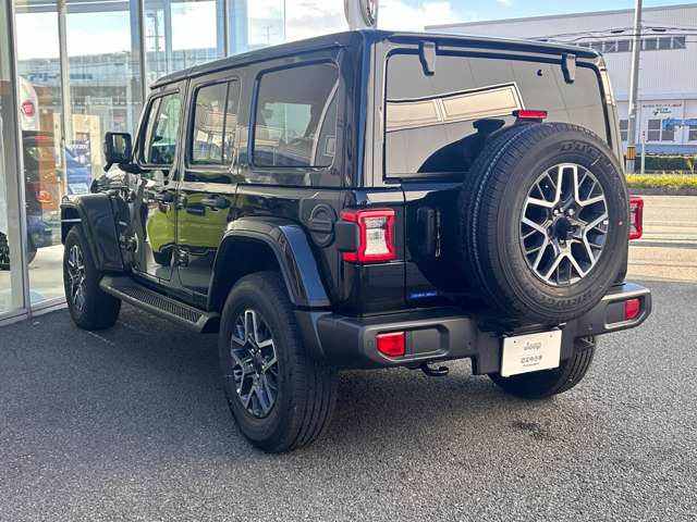 ジープ ラングラー　アンリミテッド アンリミテッド サハラ ４ＷＤ R7年 (東北) 99