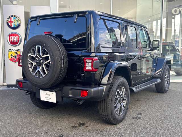 ジープ ラングラー　アンリミテッド アンリミテッド サハラ ４ＷＤ R7年 (東北) 99