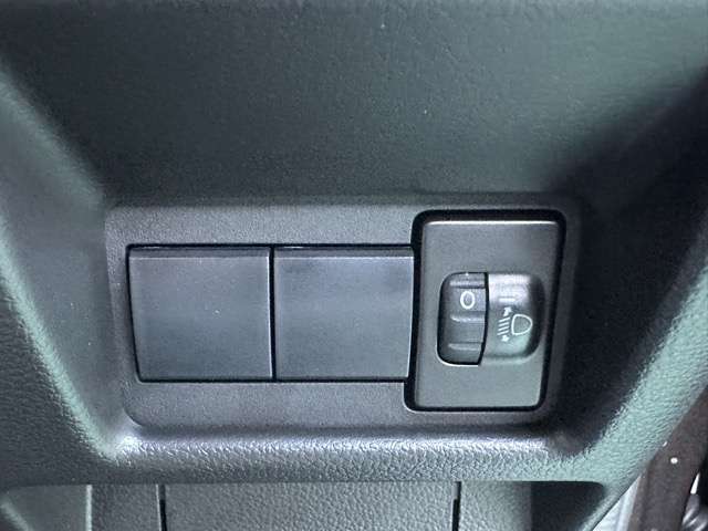 スズキ スペーシア ６６０ カスタム ハイブリッド ＧＳ R7年 () 99