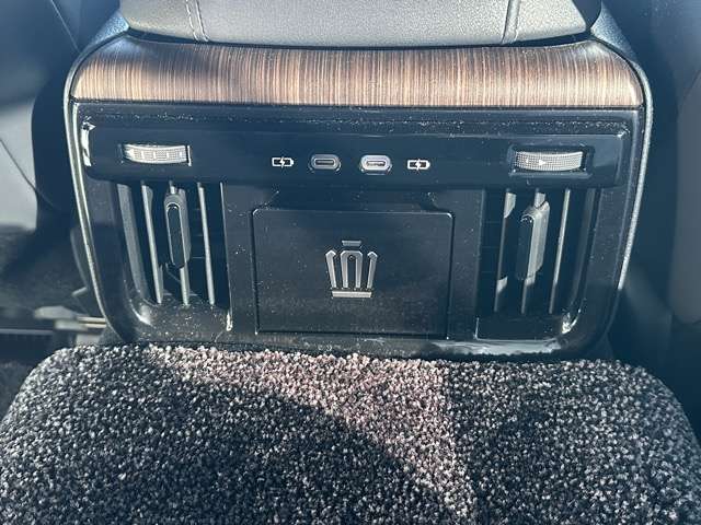 トヨタ クラウン ２．５ Ｚ ハイブリッド車 R7年 () 99