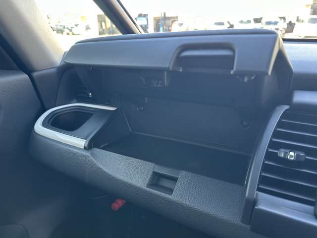 ホンダ フィット　ハイブリッド １．５ Ｅ：ＨＥＶ ホーム R6年 () 99