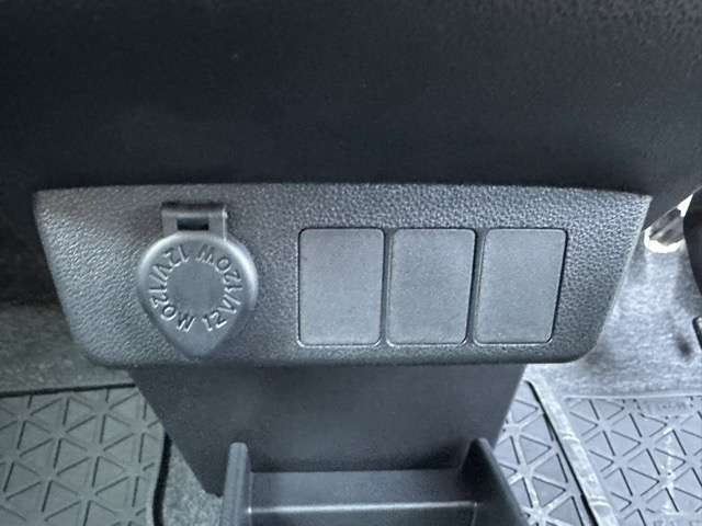 ダイハツ ミラ　イース ６６０ Ｘ ＳＡＩＩＩ R3年 () 99