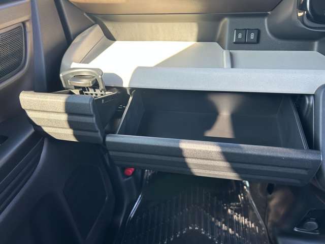 スズキ スペーシア ６６０ ハイブリッド Ｘ R7年 () 99