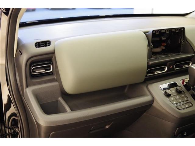 ホンダ フリード　ハイブリッド １．５ Ｅ：ＨＥＶ クロスター R7年 () 99