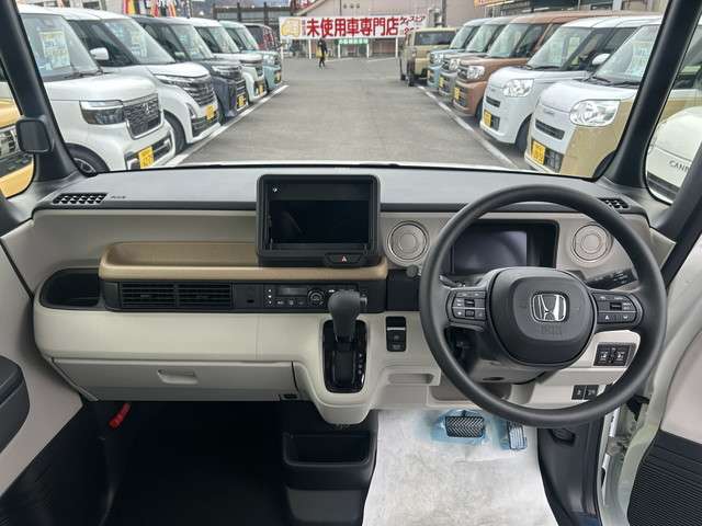 ホンダ Ｎ　ＢＯＸ ６６０ ４ＷＤ R7年 () 99