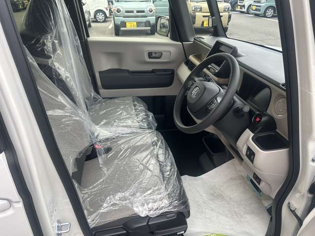 ホンダ Ｎ　ＢＯＸ ６６０ ４ＷＤ R7年 () 99