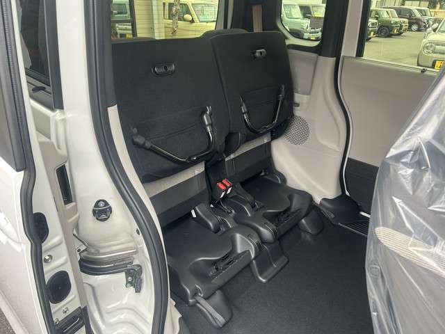 ホンダ Ｎ　ＢＯＸ ６６０ ４ＷＤ R7年 () 99