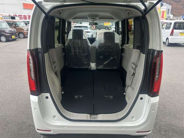 ホンダ Ｎ　ＢＯＸ ６６０ ４ＷＤ R7年 () 99