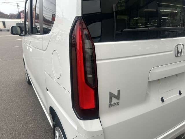 ホンダ Ｎ　ＢＯＸ ６６０ ４ＷＤ R7年 () 99