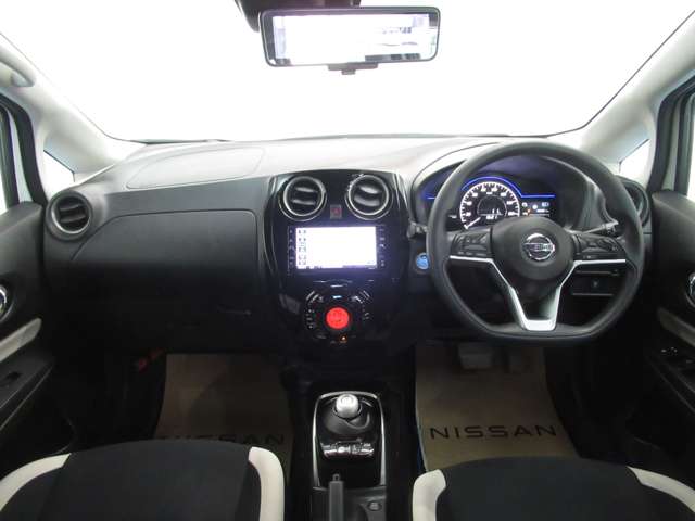 日産 ノート １．２ Ｅ－ＰＯＷＥＲ Ｘ ＦＯＵＲ Ｖセレクション 助手席回転シート ４ＷＤ R2年 () 99
