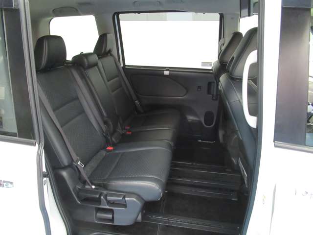 日産 セレナ ２．０ ハイウェイスター ＶセレクションＩＩ H30年 () 99