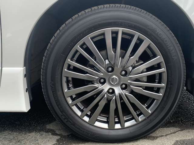 日産 エルグランド ２．５ ２５０ハイウェイスターＳ アーバンクロム ４ＷＤ R2年 (東北) 99