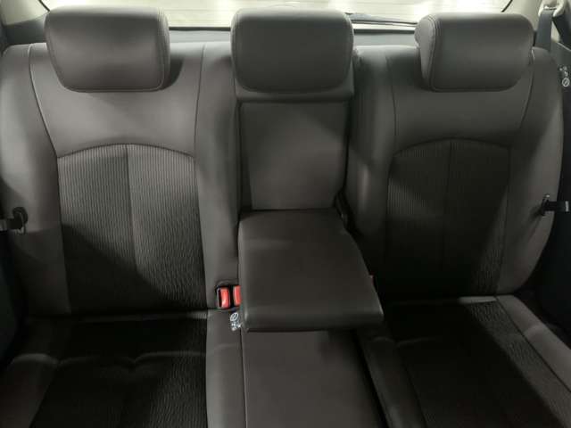 日産 エルグランド ２．５ ２５０ハイウェイスターＳ アーバンクロム ４ＷＤ R2年 (東北) 99