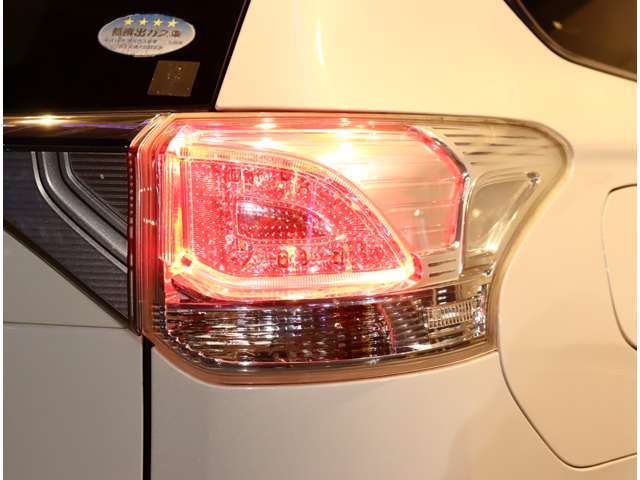 三菱 アウトランダーＰＨＥＶ ２．０ Ｇ プレミアムパッケージ ４ＷＤ H26年 (関東) 99