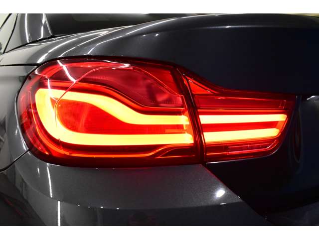 ＢＭＷ Ｍ４カブリオレ コンペティション Ｍ ＤＣＴ ドライブロジック H30年 (関東) 99