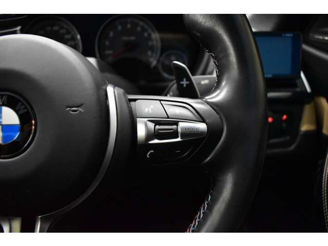 ＢＭＷ Ｍ４カブリオレ コンペティション Ｍ ＤＣＴ ドライブロジック H30年 (関東) 99