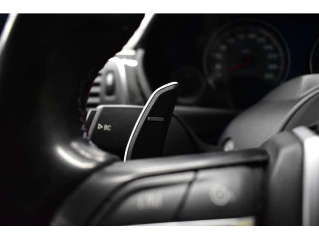 ＢＭＷ Ｍ４カブリオレ コンペティション Ｍ ＤＣＴ ドライブロジック H30年 (関東) 99