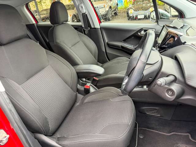 プジョー ２０８ アリュール　シエロ　プラス H29年 (東海) 99