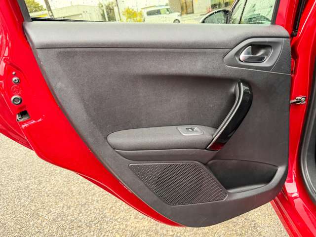 プジョー ２０８ アリュール　シエロ　プラス H29年 (東海) 99