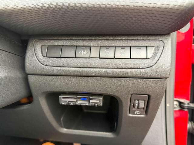 プジョー ２０８ アリュール　シエロ　プラス H29年 (東海) 99