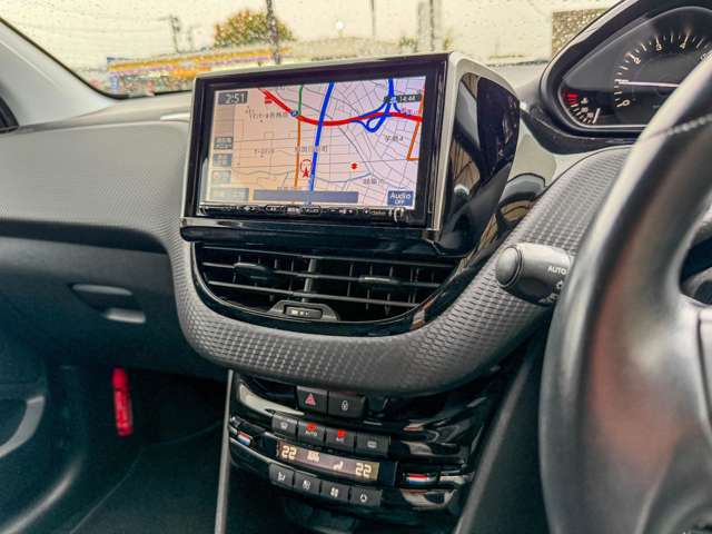 プジョー ２０８ アリュール　シエロ　プラス H29年 (東海) 99