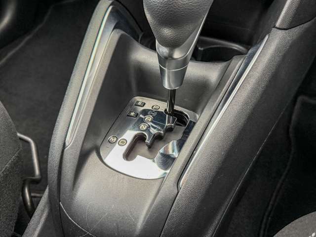 プジョー ２０８ アリュール　シエロ　プラス H29年 (東海) 99