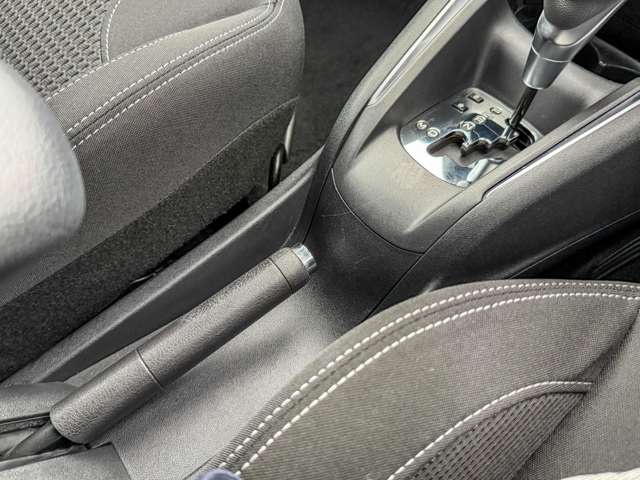 プジョー ２０８ アリュール　シエロ　プラス H29年 (東海) 99