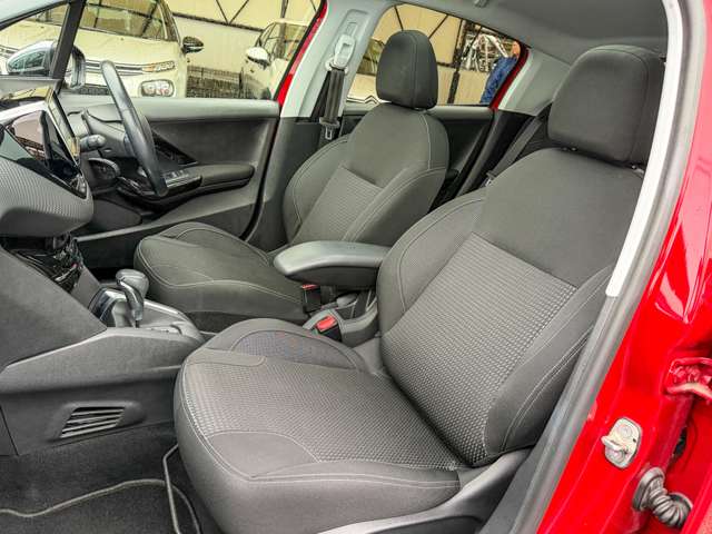 プジョー ２０８ アリュール　シエロ　プラス H29年 (東海) 99