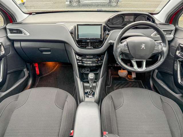 プジョー ２０８ アリュール　シエロ　プラス H29年 (東海) 99