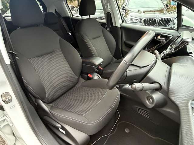 プジョー ２０８ スタイル H29年 (東海) 99