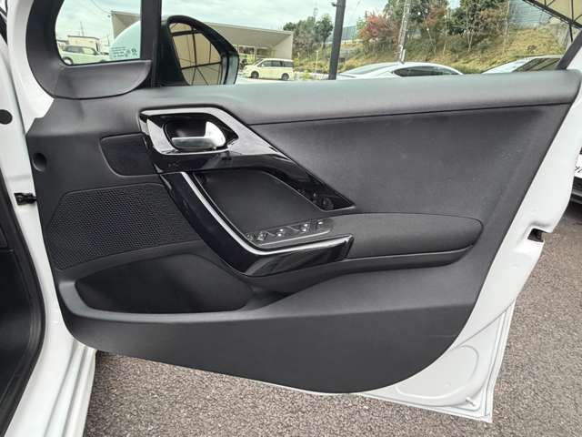 プジョー ２０８ スタイル H29年 (東海) 99