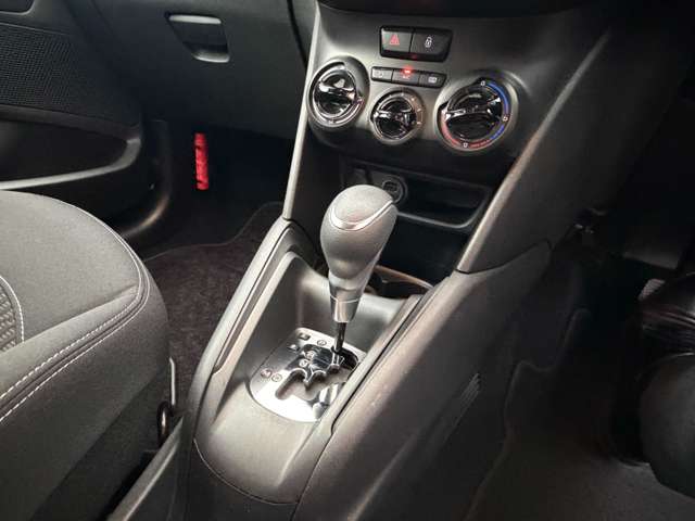 プジョー ２０８ スタイル H29年 (東海) 99