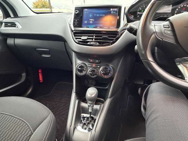 プジョー ２０８ スタイル H29年 (東海) 99