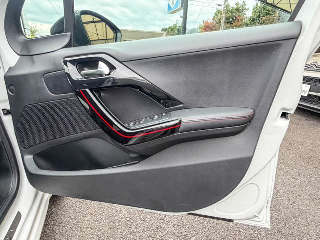 プジョー ２０８ ＧＴライン　アイスエディション H28年 (東海) 99