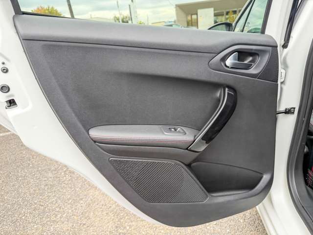 プジョー ２０８ ＧＴライン　アイスエディション H28年 (東海) 99