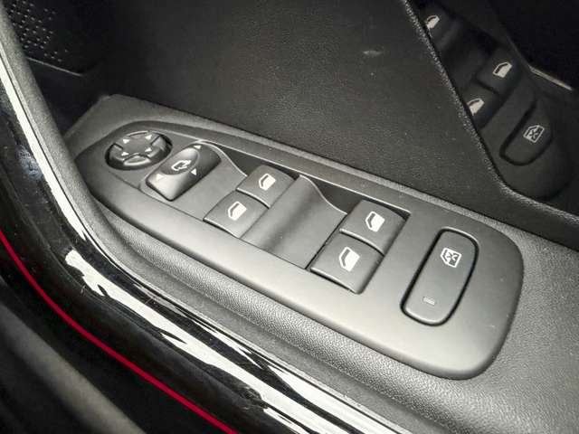 プジョー ２０８ ＧＴライン　アイスエディション H28年 (東海) 99