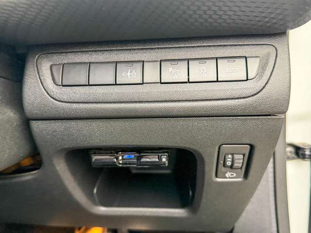 プジョー ２０８ ＧＴライン　アイスエディション H28年 (東海) 99