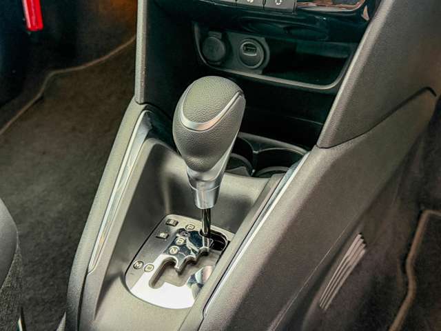 プジョー ２０８ ＧＴライン　アイスエディション H28年 (東海) 99