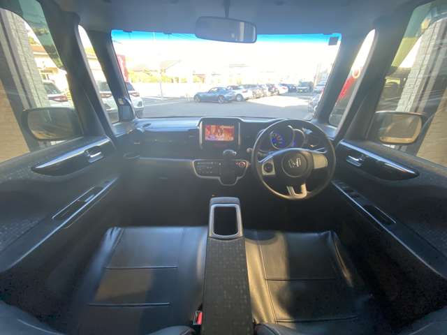 ホンダ Ｎ　ＢＯＸ ６６０ カスタムＧ ＳＳパッケージ H28年 (九州・沖縄) 99