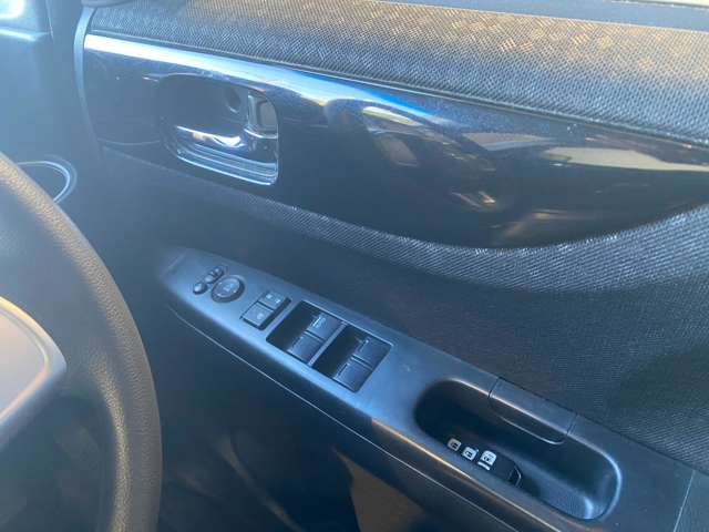 ホンダ Ｎ　ＢＯＸ ６６０ カスタムＧ ＳＳパッケージ H28年 (九州・沖縄) 99