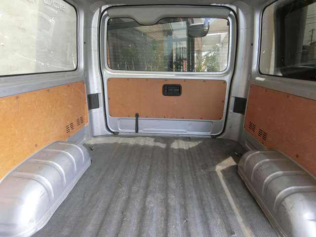 トヨタ ハイエースバン ２．０ ＤＸ ロング H27年 (中国) 99